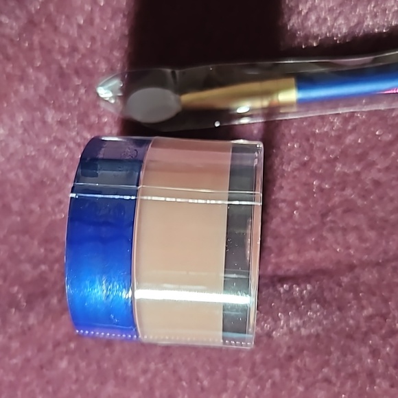 Overnight Lip Mask w Lip Mask Applicator - Picture 2 of 4